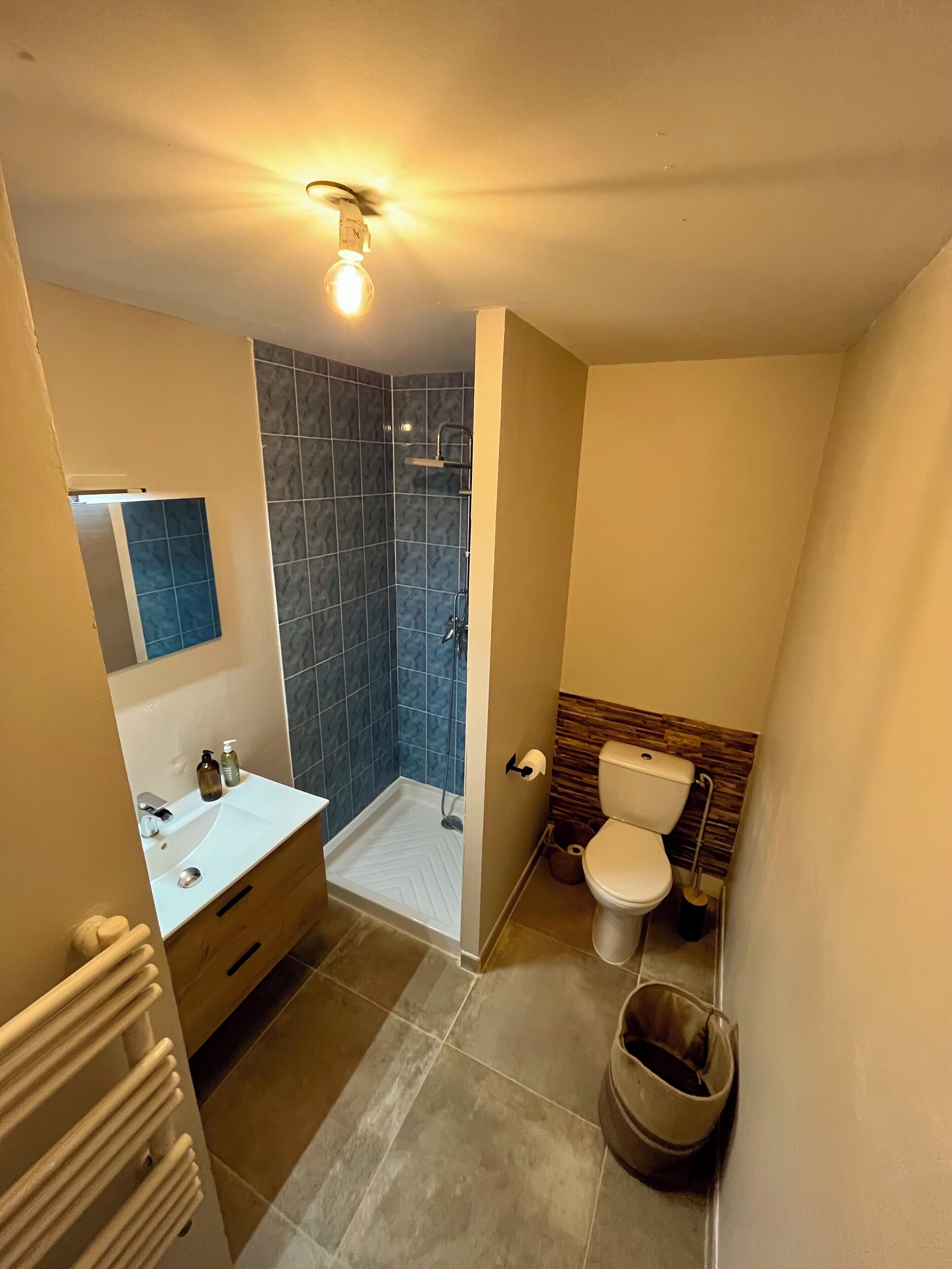 T1 2 personnes | 浴室 | 免費盥洗用品、吹風機