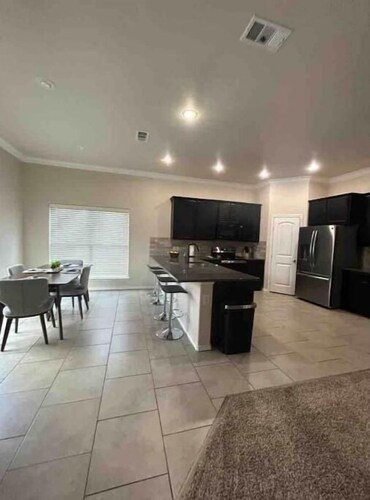 Family Friendly Spacious Home