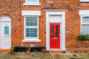 تفاصيل الفندق من الخارج