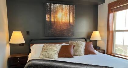 Allegheny 2 King Beds, Village View