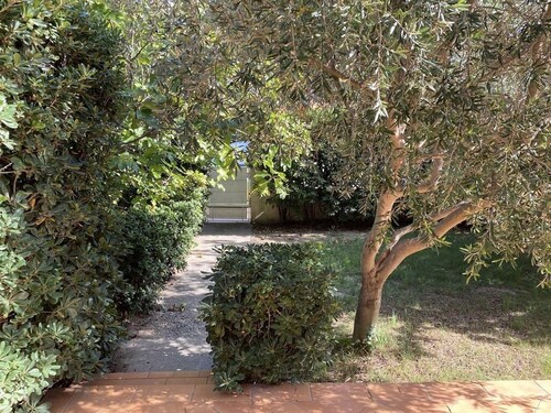 Appartement en rez de Chaussée de Villa en Bord de Mer, 150 m de la Plage