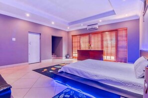 9 habitaciones, wifi y ropa de cama 