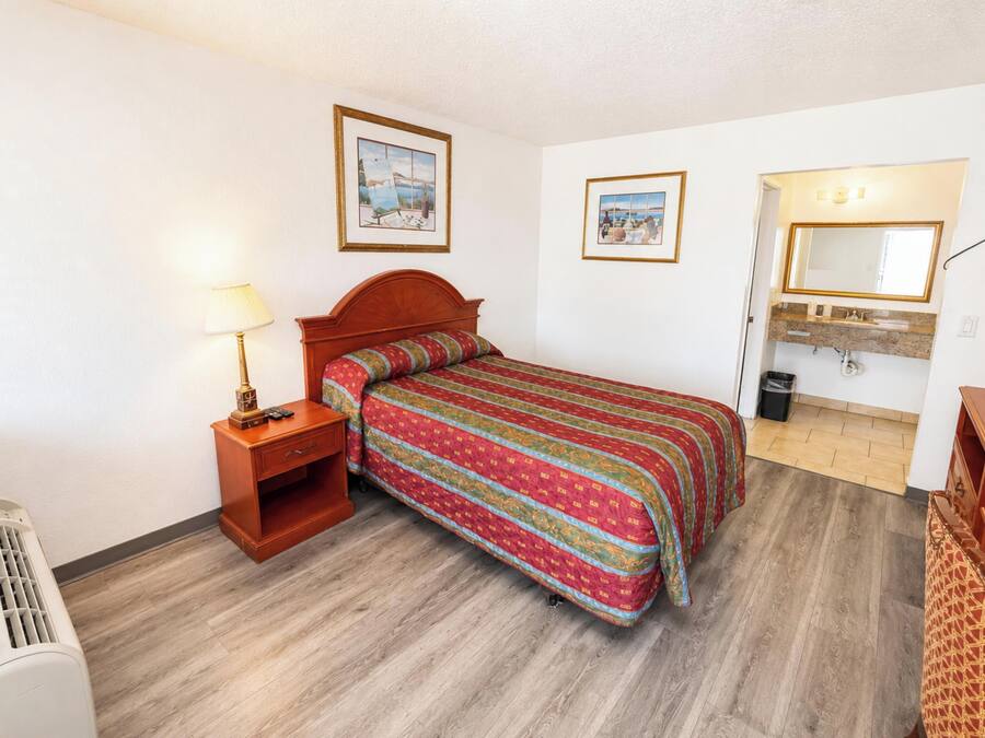 Desk, iron/ironing board (on request), free WiFi, bed sheets