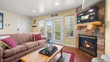 Smart TV, fireplace, foosball, table tennis