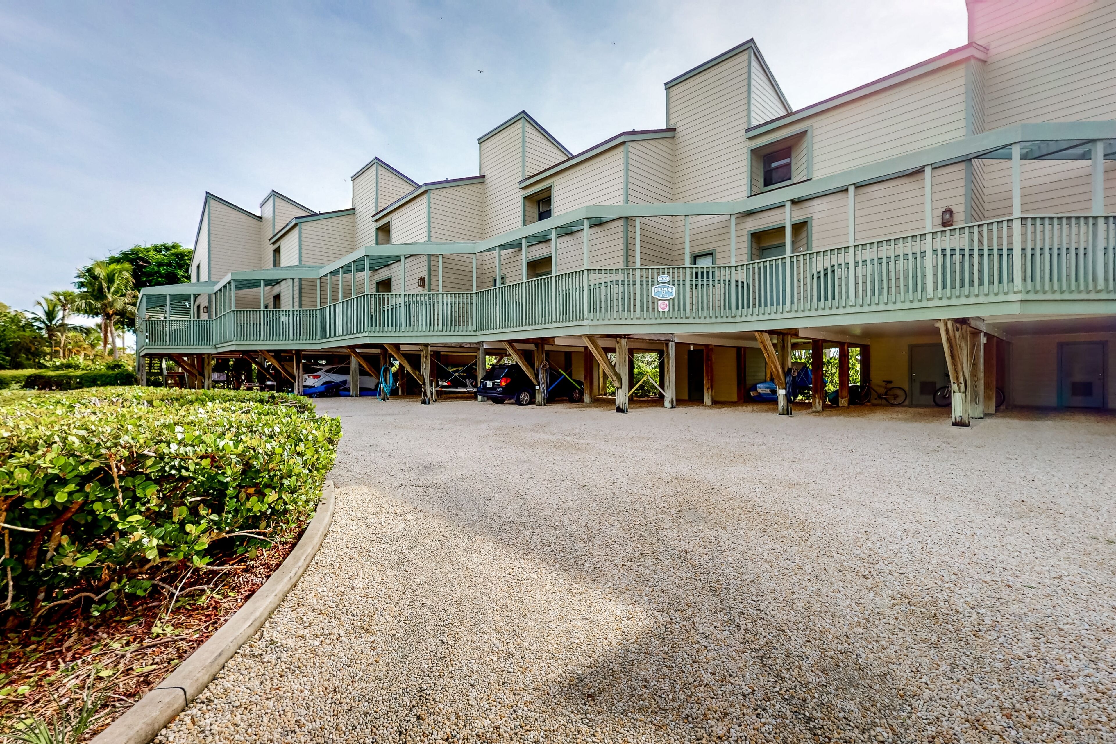 Charming & sun-filled condo with pool, W/D, AC, & balcony - steps from the beach