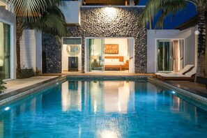 Pool - Luxury Botanical Modern Villa Large Private Pool
 (จ.ภูเก็ต)