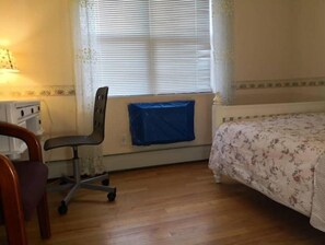 1 habitación y ropa de cama 