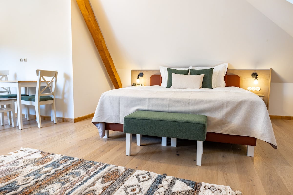 Superior Room | 1 bedroom, in-room safe, soundproofing, free WiFi