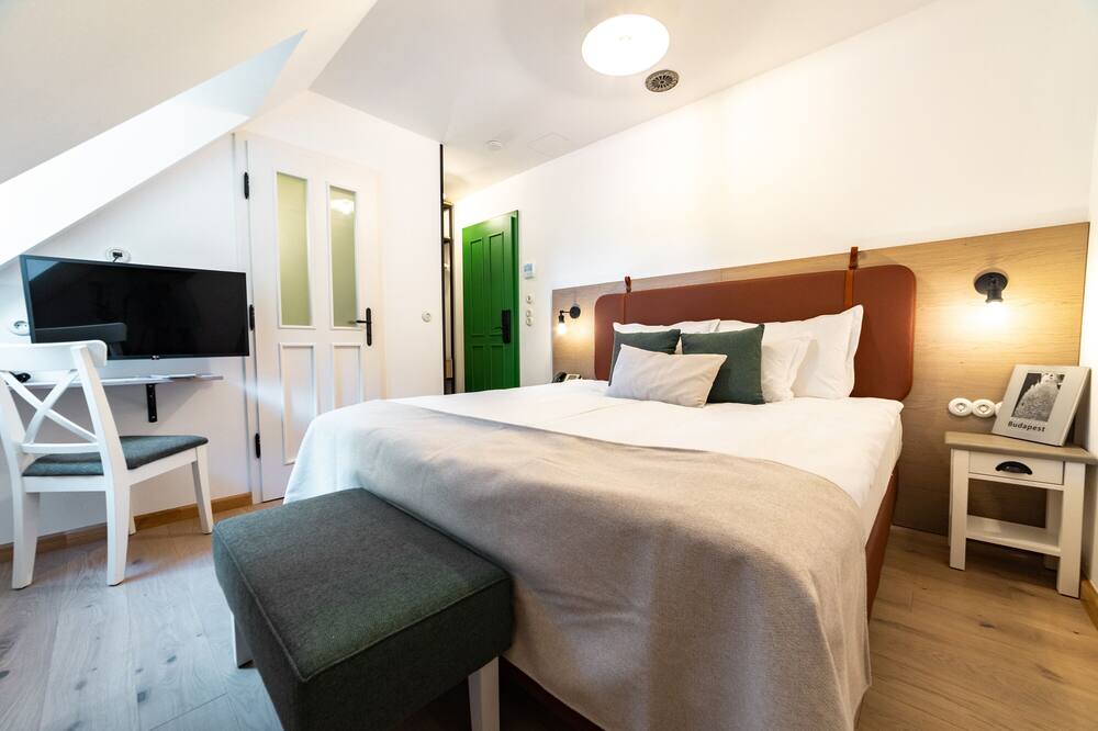 Czakó Bed & Breakfast