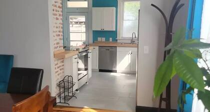 1895 meets 2023 Townhouse.