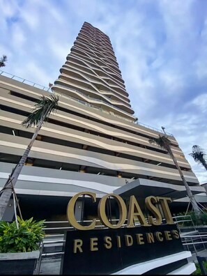 تفاصيل الفندق من الخارج