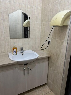 Bathroom - Capsule Edem  (Bishkek)