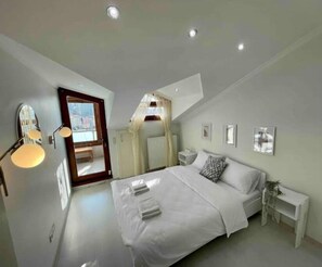 3 habitaciones, cuna de viaje, wifi gratis y ropa de cama 