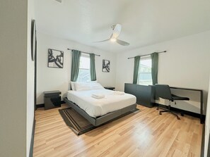 3 Schlafzimmer, Zimmersafe, Bügeleisen/Bügelbrett, kostenloses WLAN