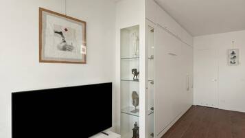 Studio – standard, fjellutsikt (View and Art) | Innvendig