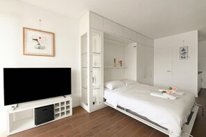Room - View and Art Panoramic Lake View Studio, Lugano (Lugano)