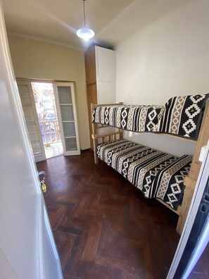 Desk, free WiFi - Casa de Papel (Mendoza)