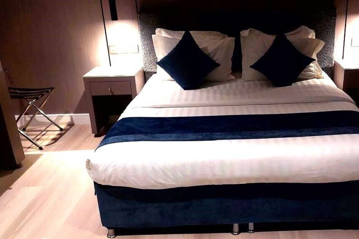 Egyptian cotton sheets, premium bedding, down comforters