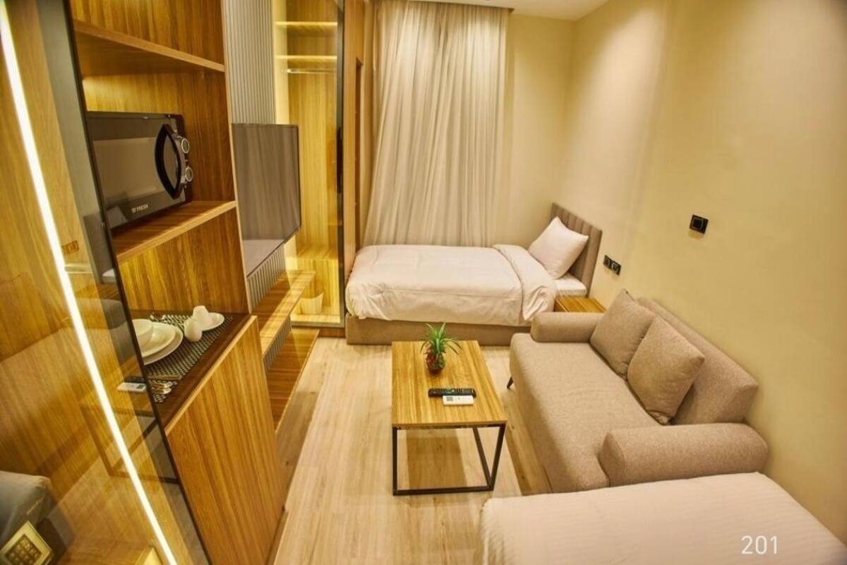 Double Room | 1 bedroom, iron/ironing board, free WiFi, bed sheets