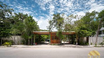 Fachada da propriedade