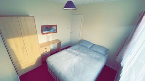 2 bedrooms, free WiFi, bed sheets