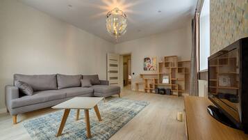 Departamento | 1 habitación, ropa de cama de alta calidad y escritorio
