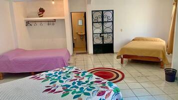 4 bedrooms, WiFi, bed sheets