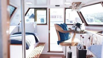 2 sovrum, strykjärn/strykbräda, gratis wi-fi och sängkläder