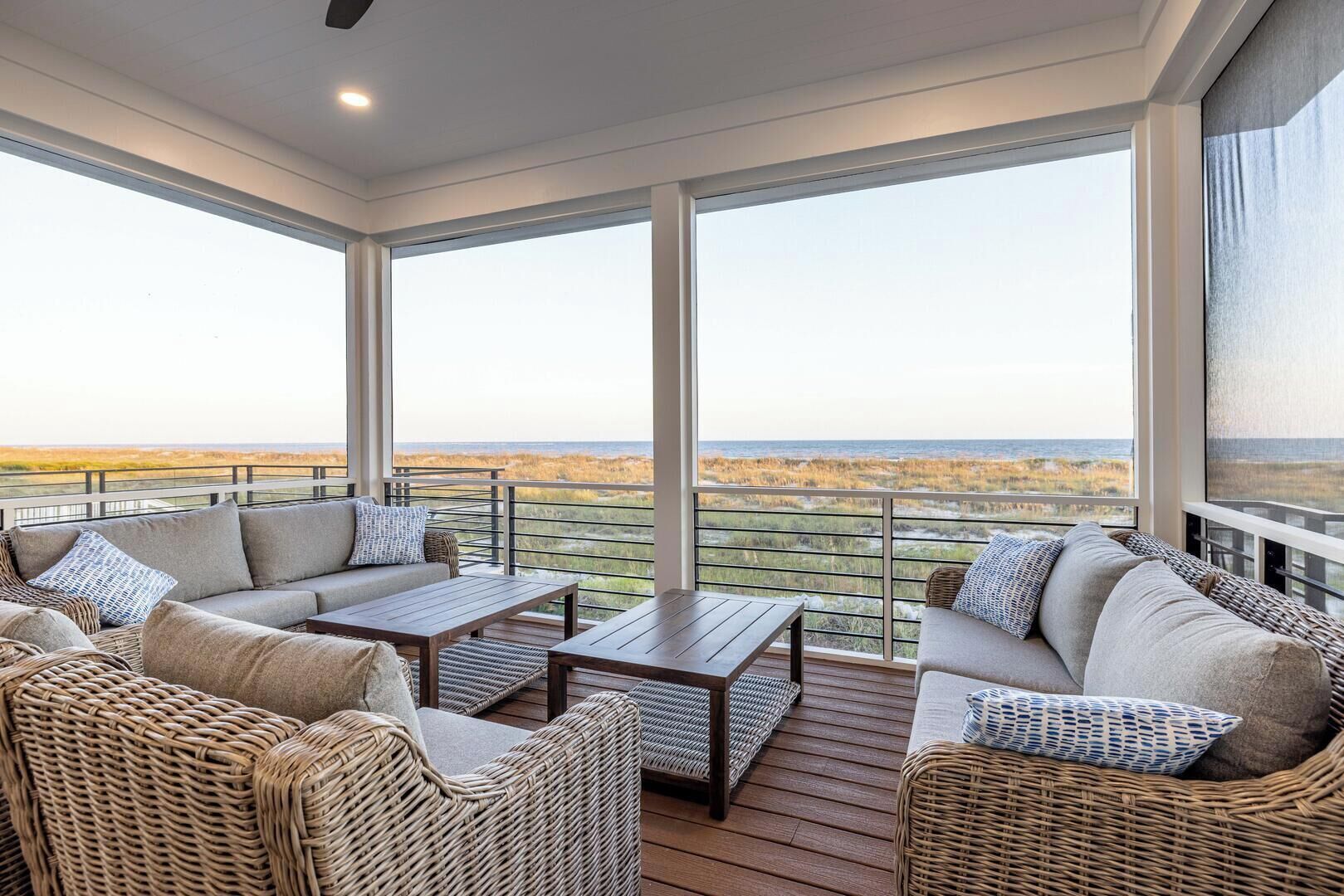 Casa, varias camas, patio, vista a la playa (711 Yellow Perch Rd) | Interior