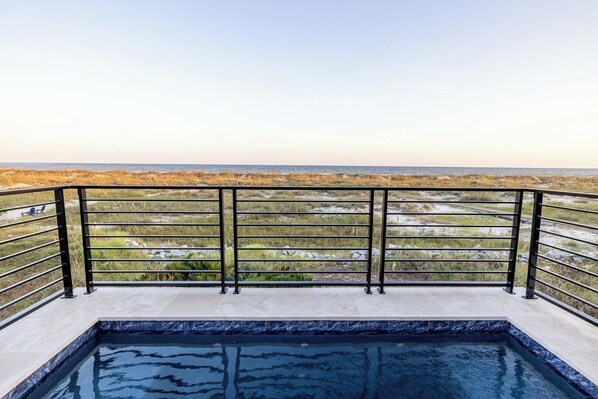 Hus - flere senge - terrasse - strandudsigt (711 Yellow Perch Rd) | Pool