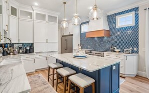 House, Multiple Beds, Kitchen, Ocean View | Private kitchen | Fridge, microwave, oven, stovetop - 778 Marlin Drive (Fripp Island)