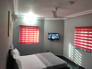 Standard Double Room, 1 Double Bed, Non Smoking | Bathroom