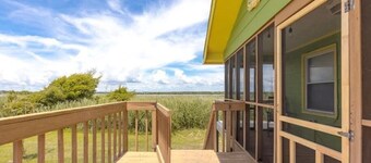 Overlook the Intracoastal and walk to the beach!
