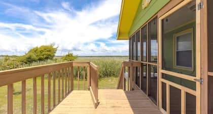 Overlook the Intracoastal and walk to the beach!