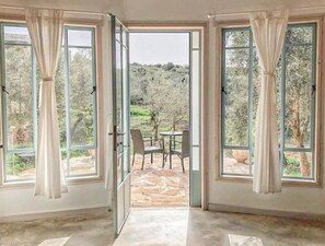 Interior - The Olive Trees Cabin (Klil)