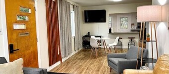 Country Cottage with a View