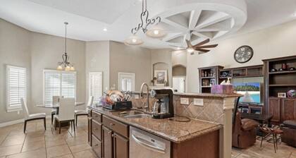 Entire Cozy Home in West El Paso