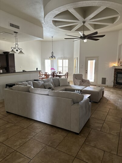 Entire Cozy Home in West El Paso