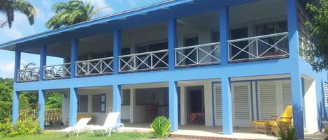 حمّام سباحة خارجي