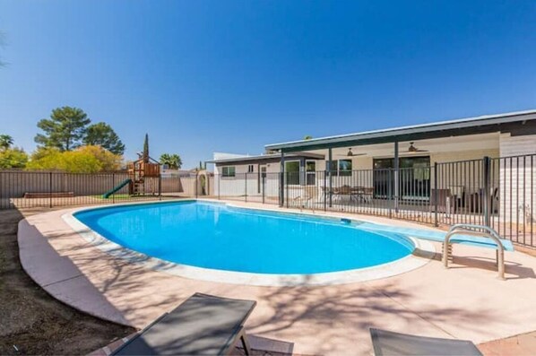 Outdoor pool, a heated pool