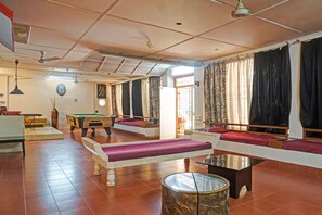 Games room - 12 acre Farm House Bungalow mountain to trek on Karjat Khalapur road, Khalapur (Khalapur)