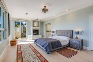 3 habitaciones, escritorio, cuna de viaje y wifi gratis 