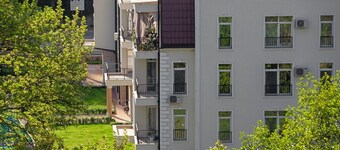 One bedroom luxury apartment in Green Park Spa & Swim complex 