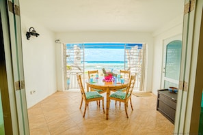 Basic Condo | In-room dining