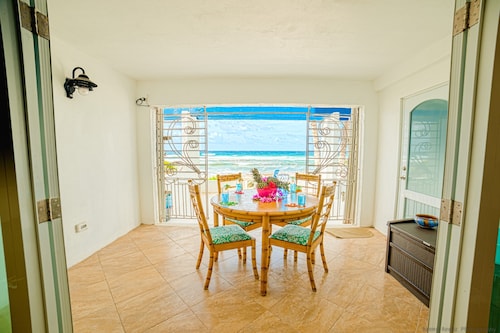 Gorgeous Ocean Views! Welcome to Bella Breeze! BeachFront 2BR 2BA