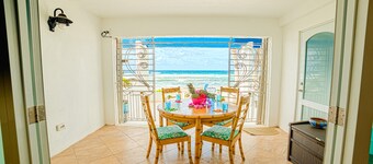 Gorgeous Ocean Views! Welcome to Bella Breeze! BeachFront 2BR 2BA