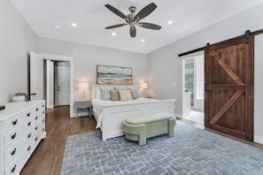 7 bedrooms, iron/ironing board, WiFi, bed sheets