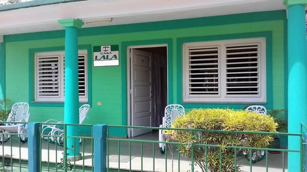 Majoituspaikan julkisivu