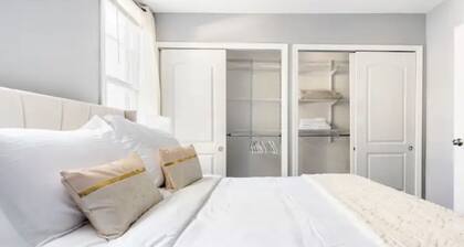 Beautiful House 20 min. to NYC up to 8 People
