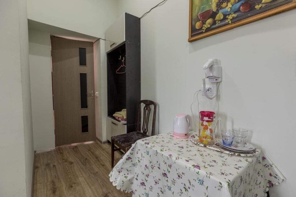 Standard-Doppel- oder -Zweibettzimmer | Schreibtisch, kostenloses WLAN, Bettwäsche